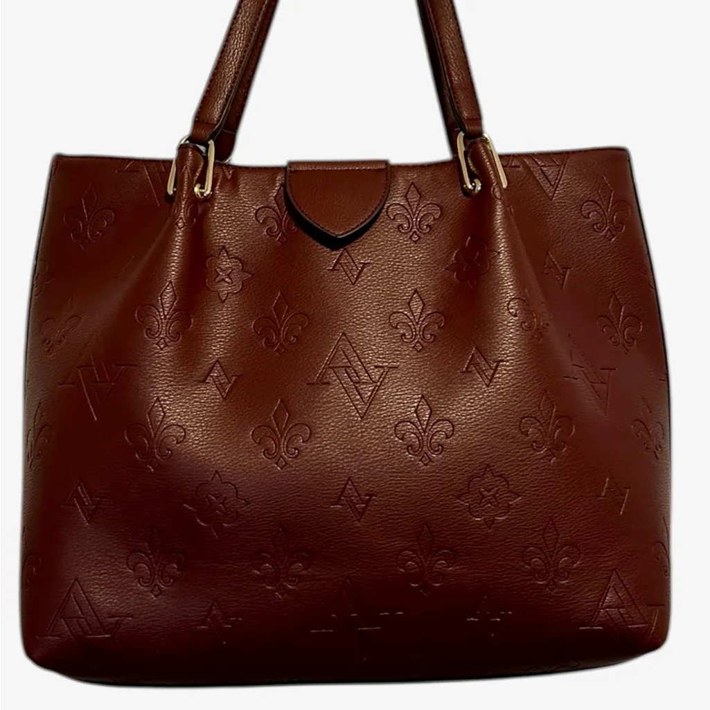 NWT.. Adrienne Vittadini Marseille Wine Leather Embossed Tote & Pouch MSRP $210 - Image 2