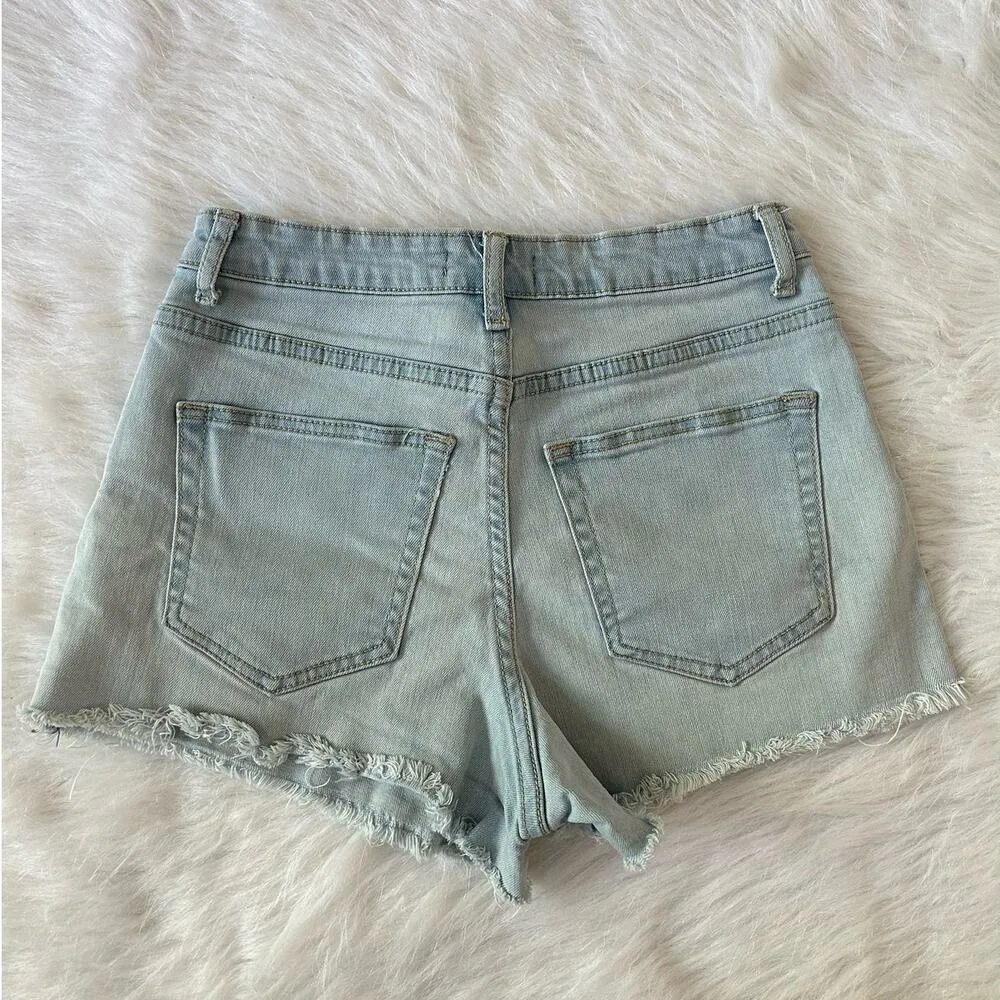 Forever 21 High Rise Light Wash Embroidered Flowers Denim Shorts Size 26 | 2 - Image 3