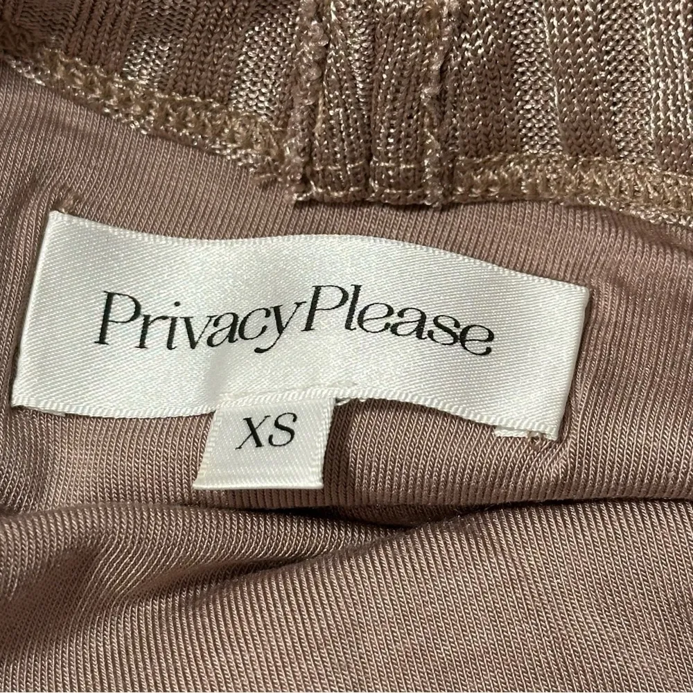 Privacy Please Women’s Size XS Shiny Blush Ribbed Criss Cross Back Nola Bodysuit - Image 7