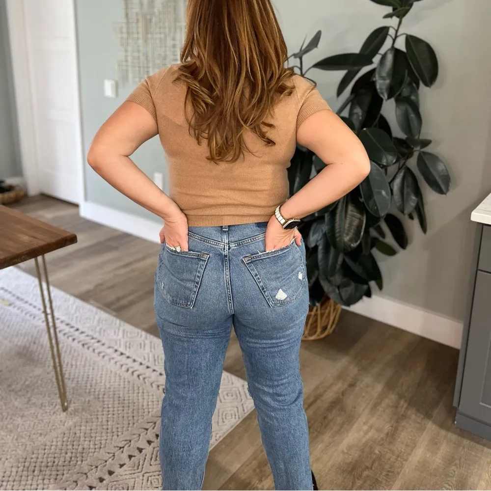 CROSSOVER CURVE LOVE HIGH RISE 90S STRAIGHT JEAN | ABERCROMBIE AND FITCH | 10/30 - Image 8