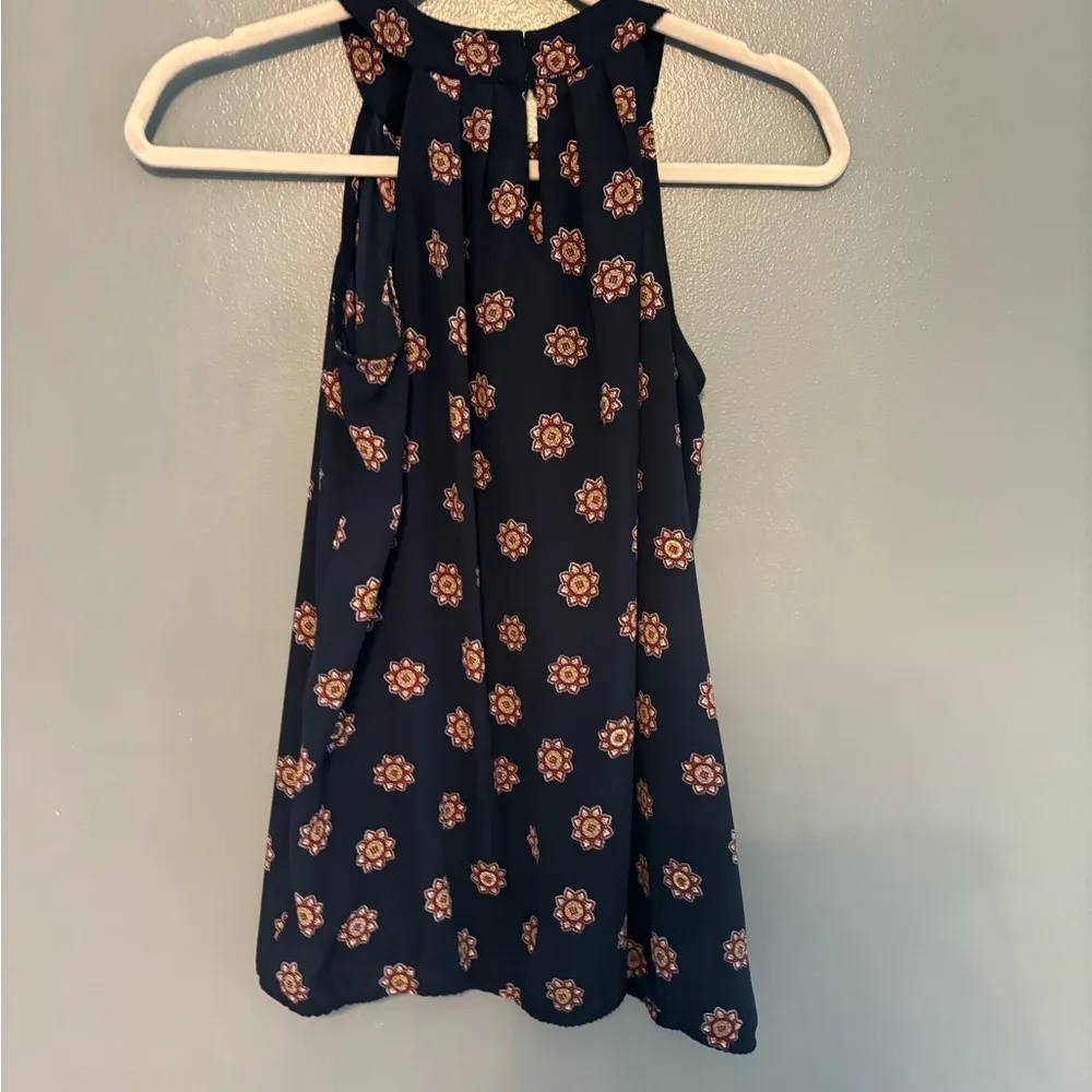 Loft Two (2) Floral  Sleeveless Chiffon Blouses - Image 6