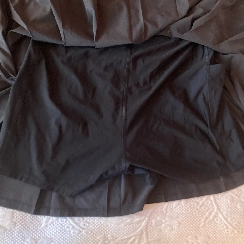 Vuori Performance Set Tennis Dress Black Pleated Skirt  Cutout W/ Shorts XL - Image 8