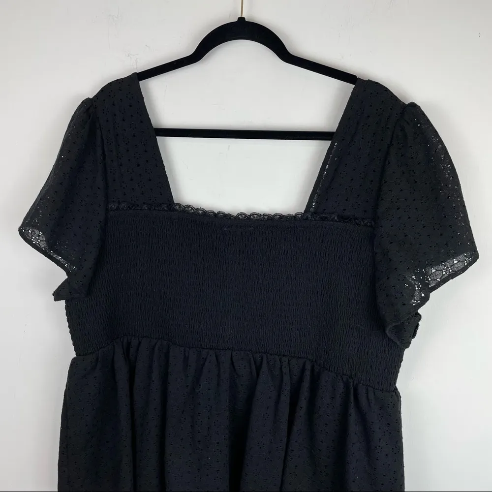 Torrid Sz 3X Black Square Neck Smocked Eyelet Peplum Top Short Sleeve - Image 8