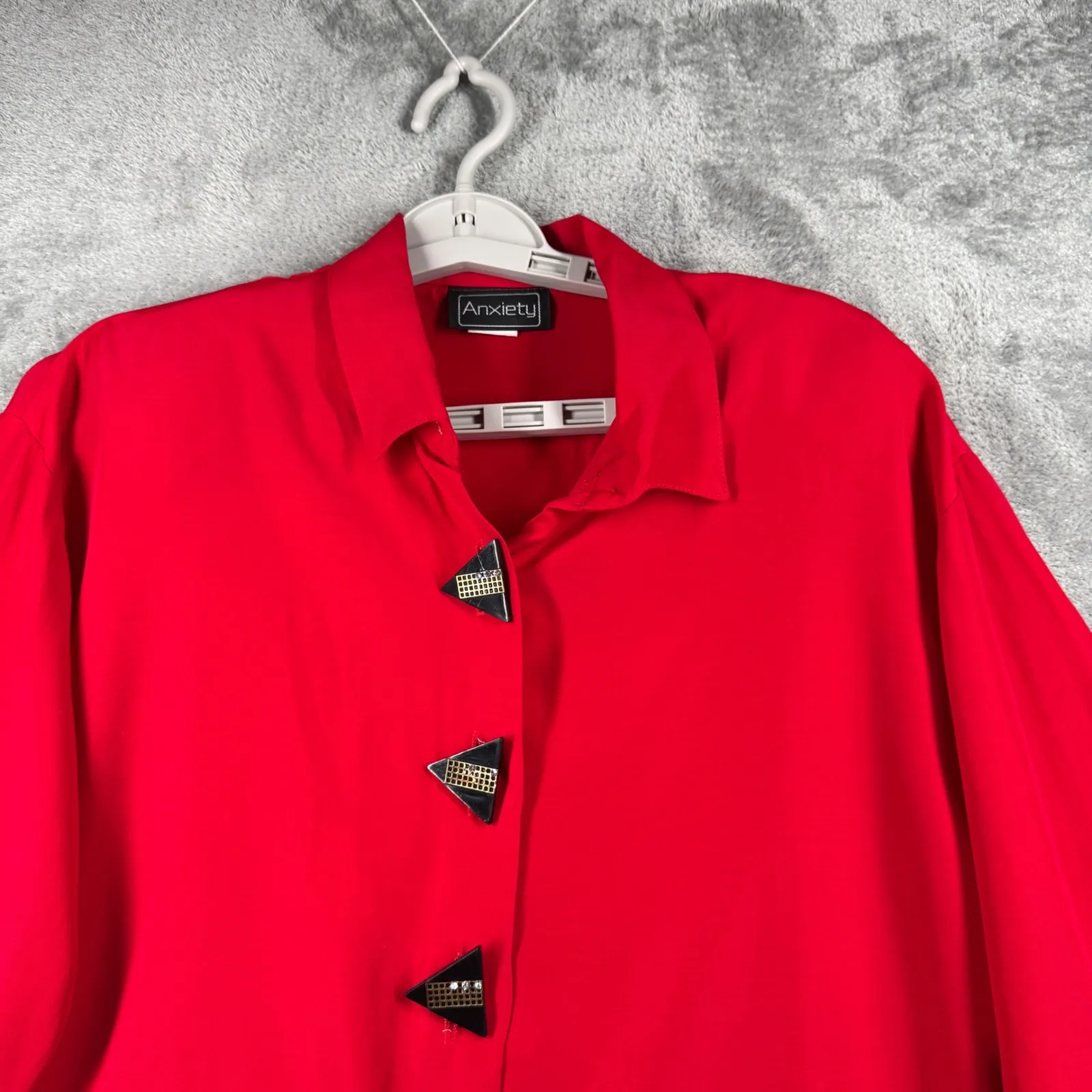 Vintage Anxiety Red Blouse Black Gold Trim Triangle Buttons‎ 80s 90s Retro Party Size L - Image 4