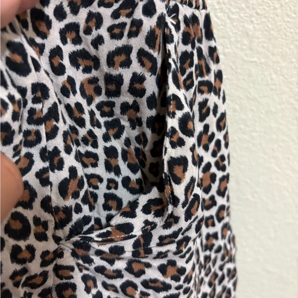 H&M Leopard Print Jumpsuit in Brown and White - Image 3