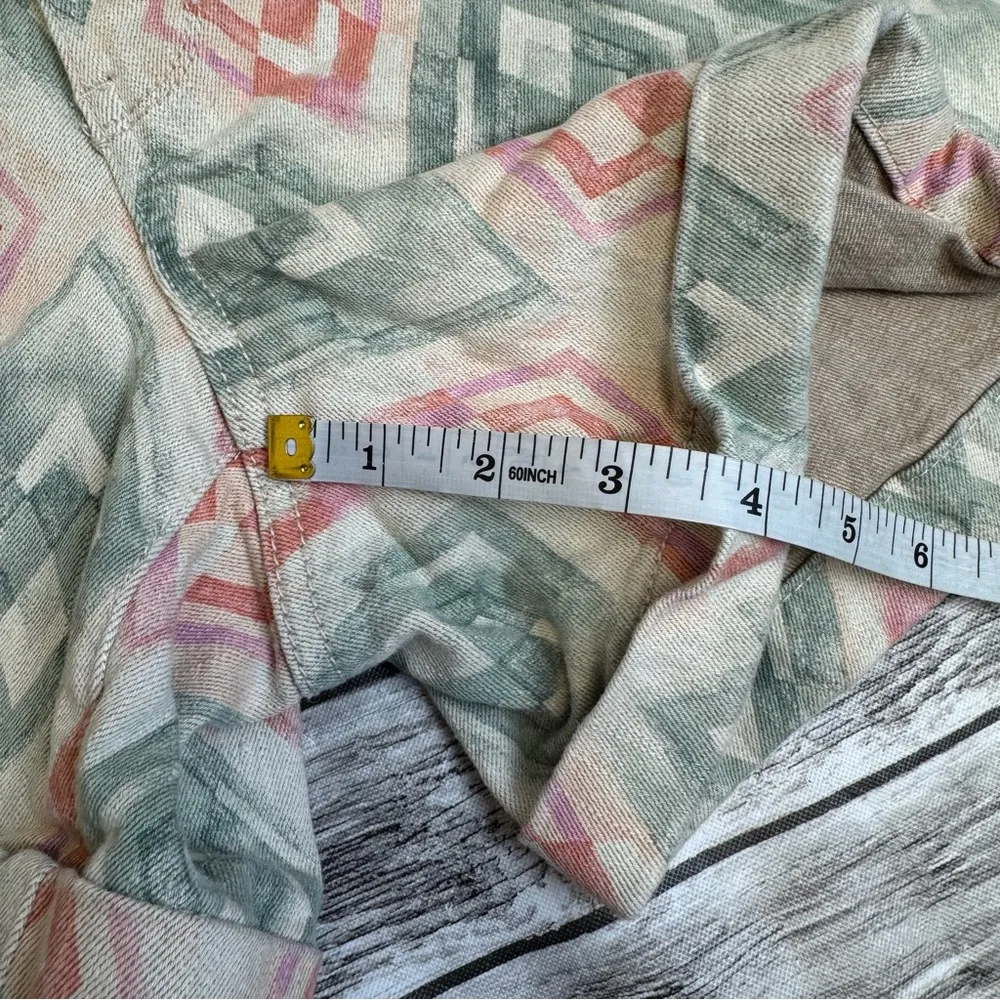 DKNY Jeans Women's Boyfriend Denim Shorts Aztec Cream Pink Green 14 Stretch Cuff - Image 12