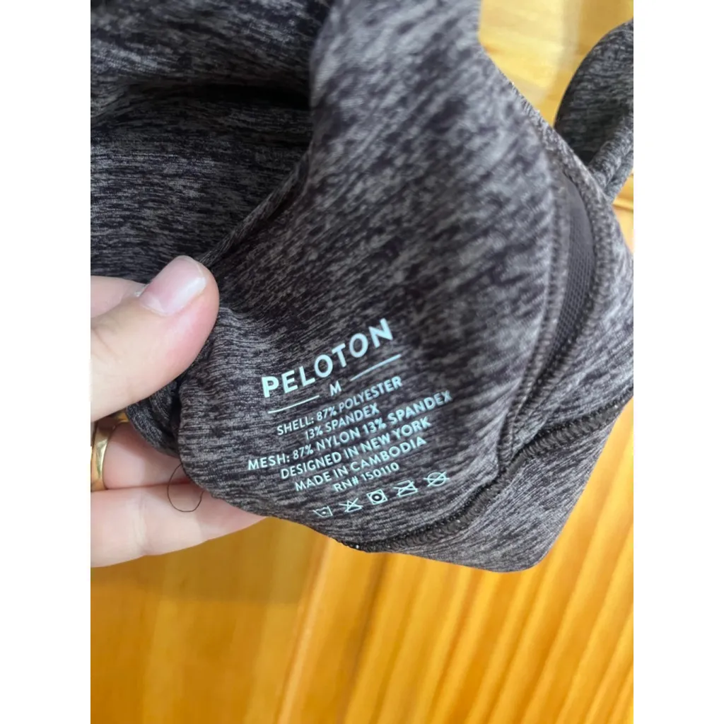Peloton Sports Bra Medium Racerback Logo Activewear Workout Gym Fitness - Image 4