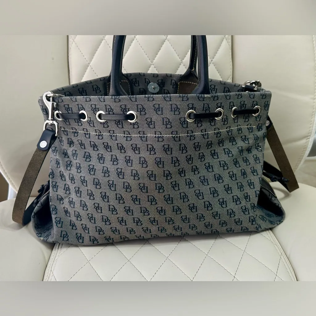 Dooney & Bourke Monogram Signature Tassel Tote Vintage purse black gray - Image 16