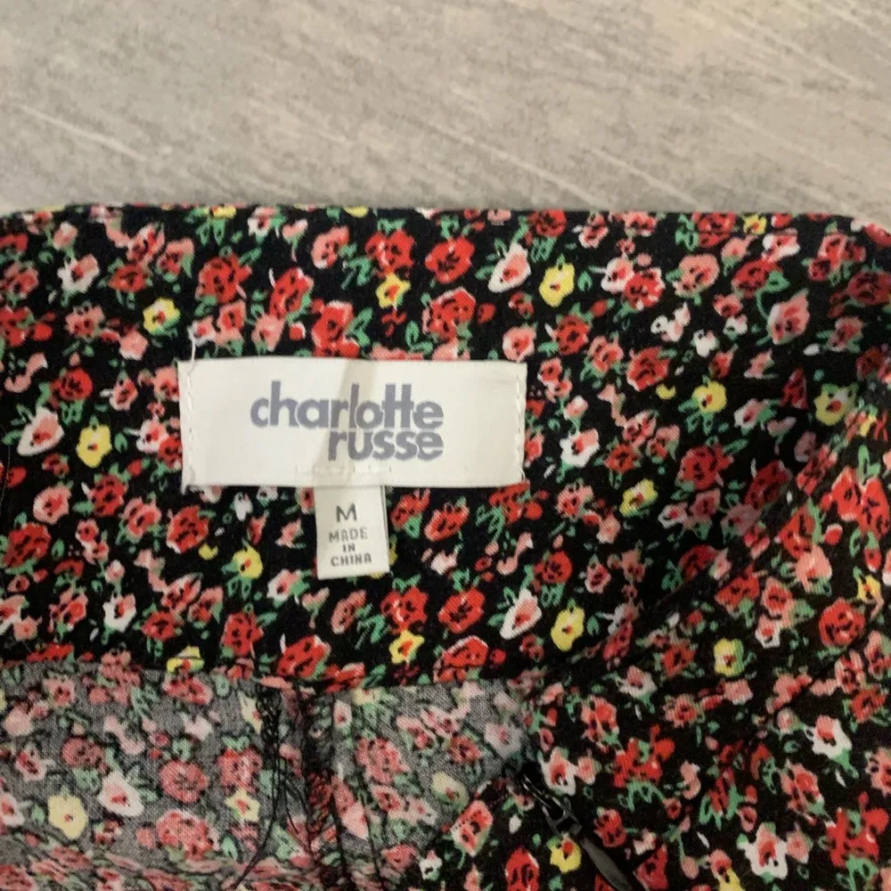 Cutest short shorts - Image 2