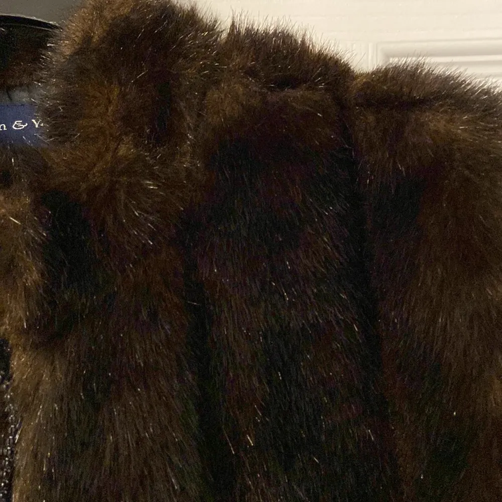 Faux Mink Preston & York Vest size L excellent condition long 24” bust 38” - Image 3