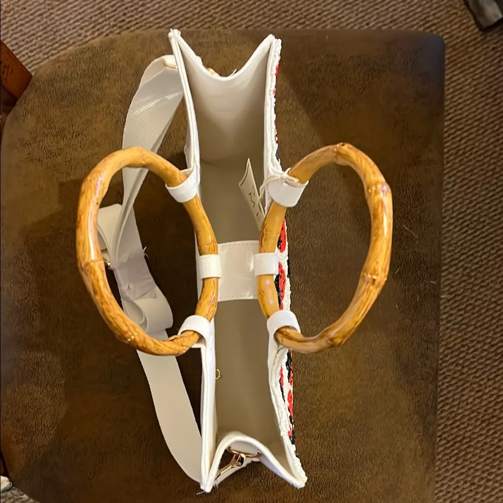 (Sol & Mer) Strawberry 🍓 Beaded Crossbody/Hand Bag ☀️ Red - Image 7