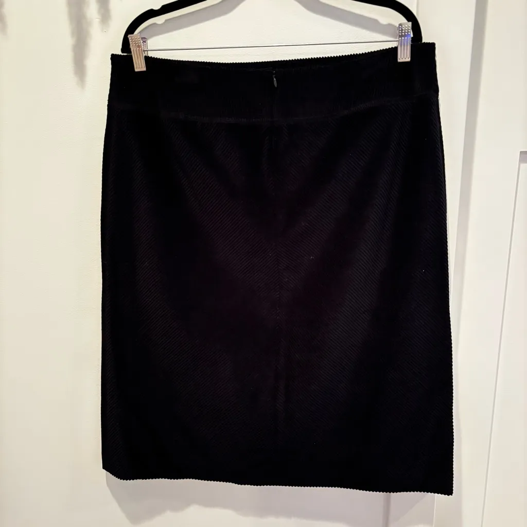 Jones New York 100% Cotton Women's Black Corduroy Straight Skirt Size 16 USA - Image 5