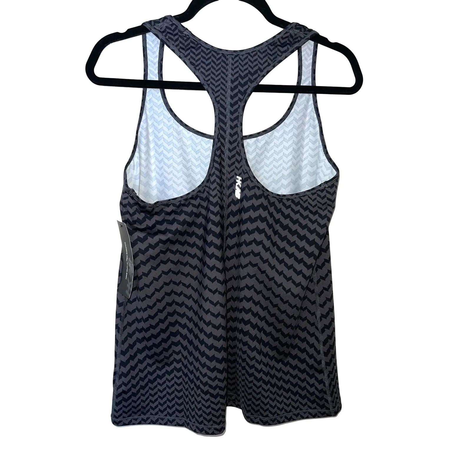 New Balance Heidi Klum Printed Essential Tank Gray/Black Chevron Print M‎ NWT - Image 2