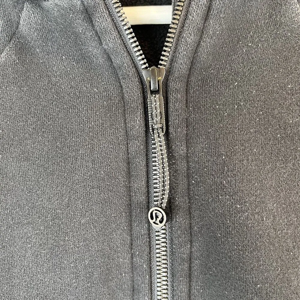 Lululemon Size 6 Scuba Hoodie Light Cotton Fleece Classic Fit Embroidered Logo - Image 5