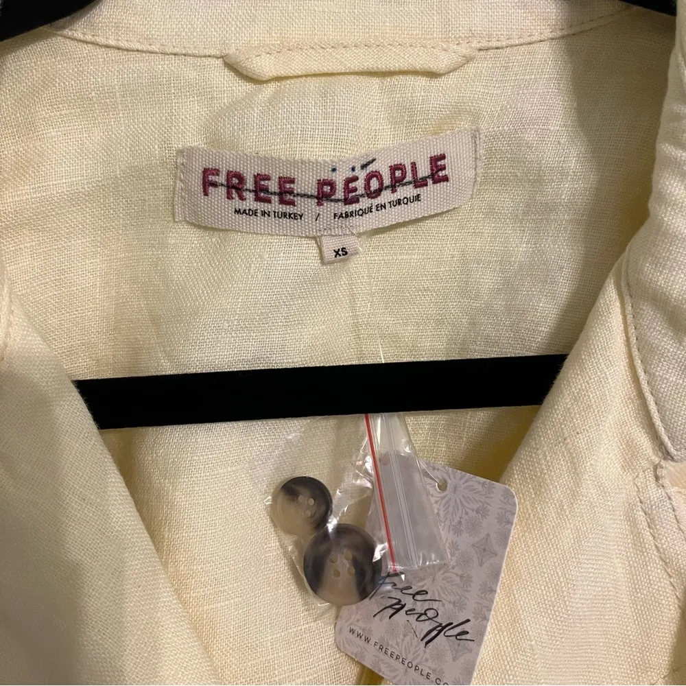 NEW Free People 100% Linen Crossover Back Bennie Crop Blazer. NWT XS - Image 6