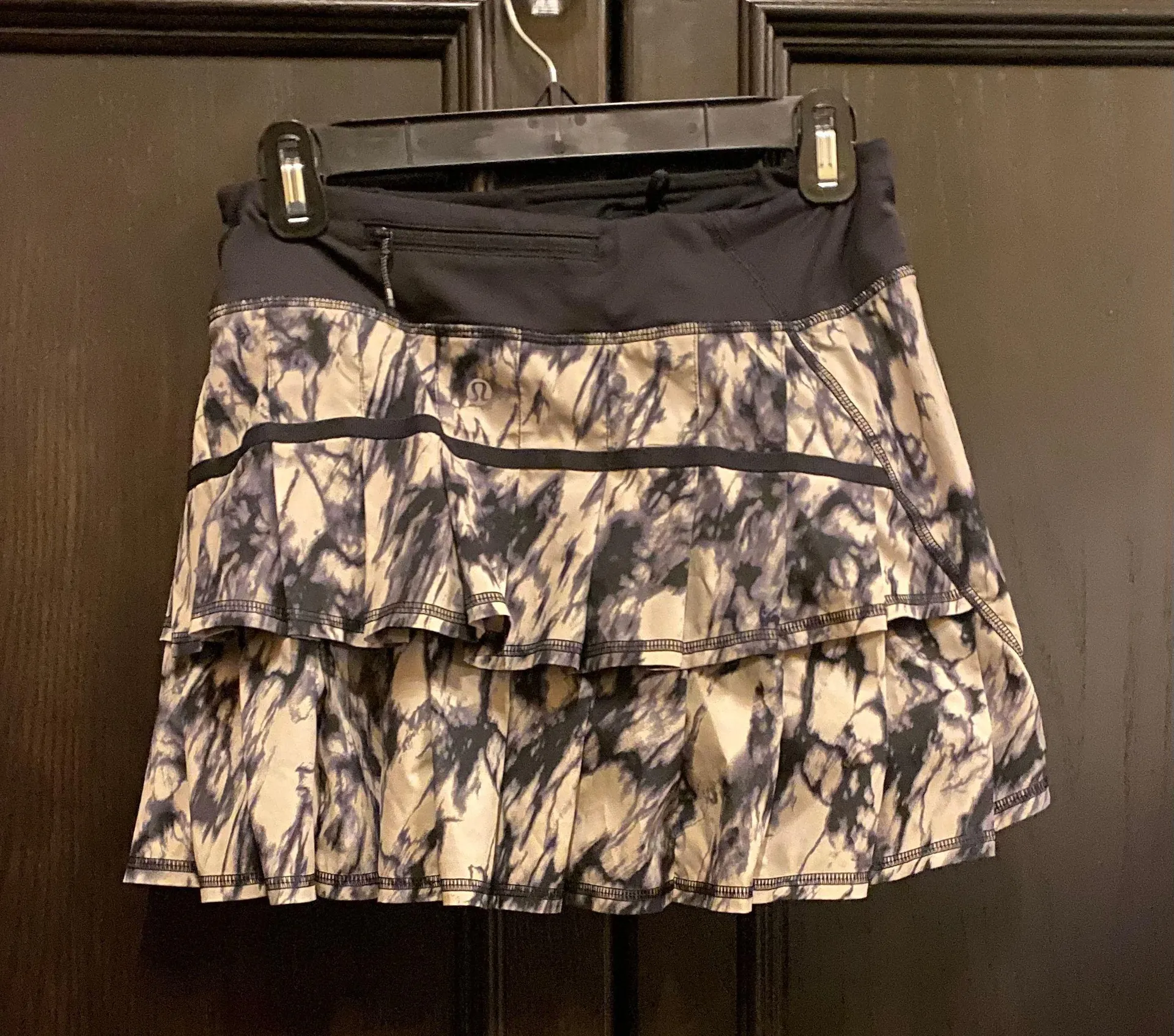 Marble  Skirt - Image 3