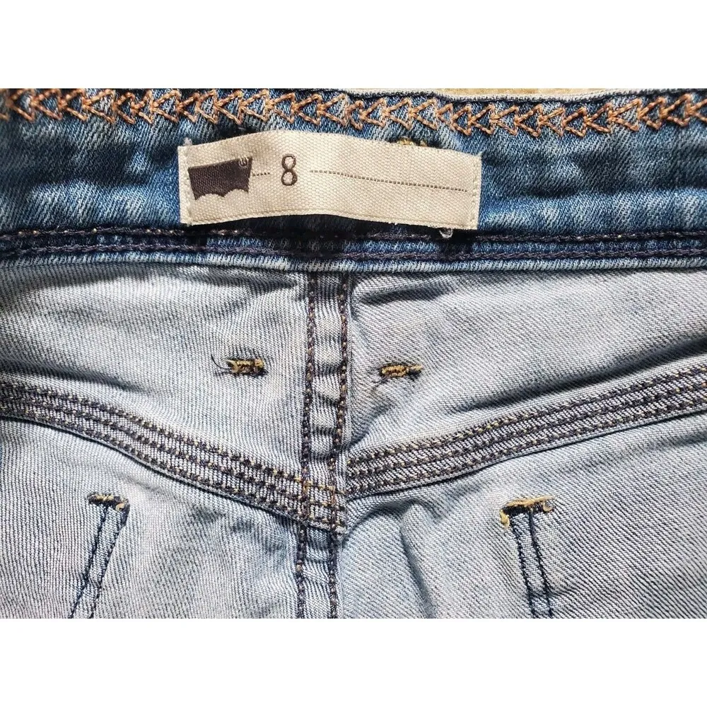 Levi's High Rise Shorts Women 8 Stretch Mid Length Fitted Denim Summer Travel - Image 3