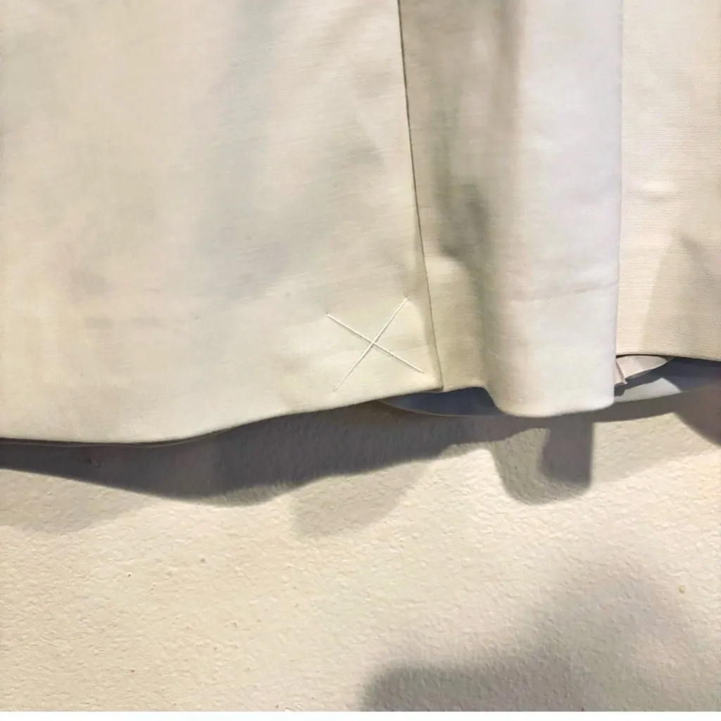 Ann Taylor 2 Piece Pant Suit Cream Size 16 petite - Image 15