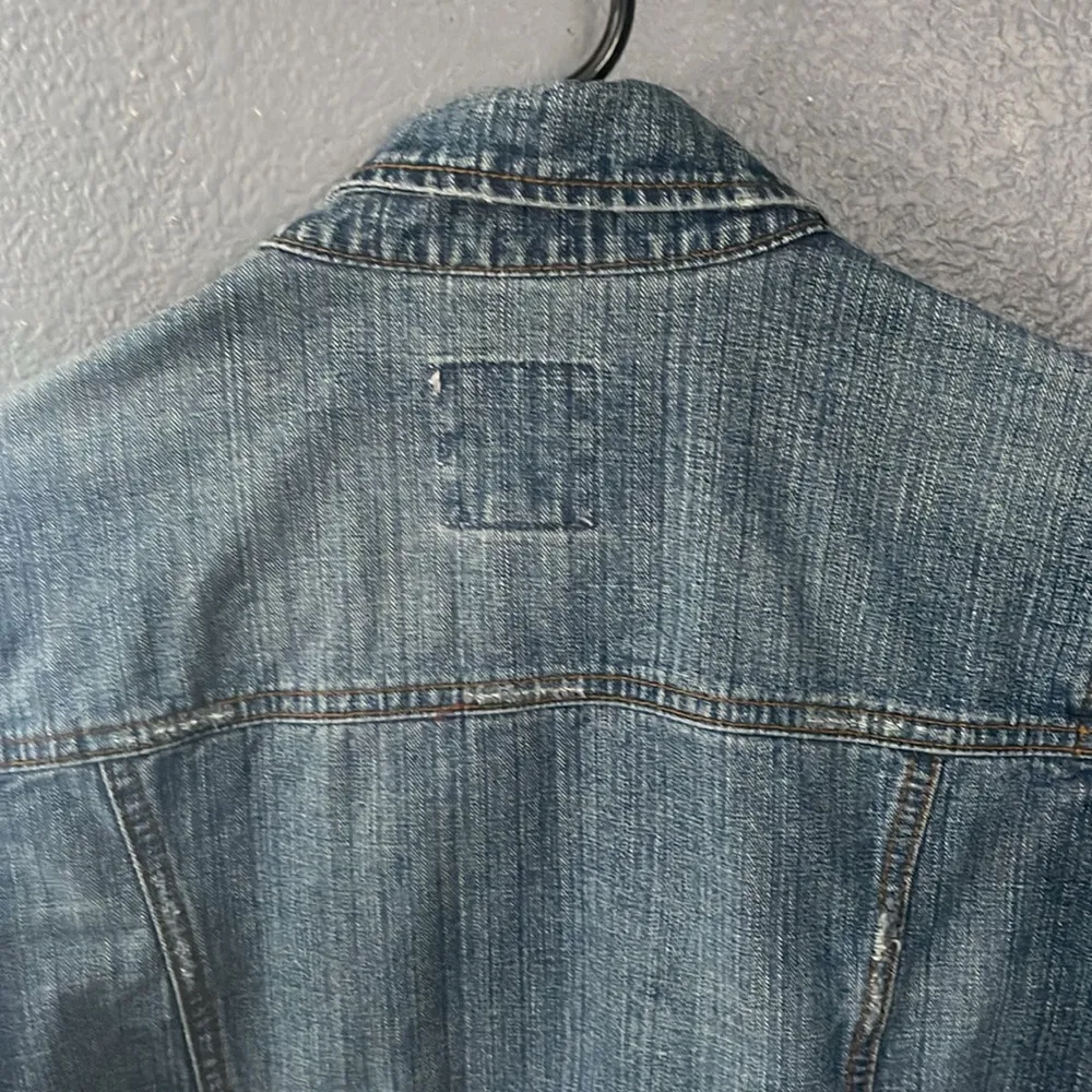 Old Navy Jean Jacket Size Medium - Image 14
