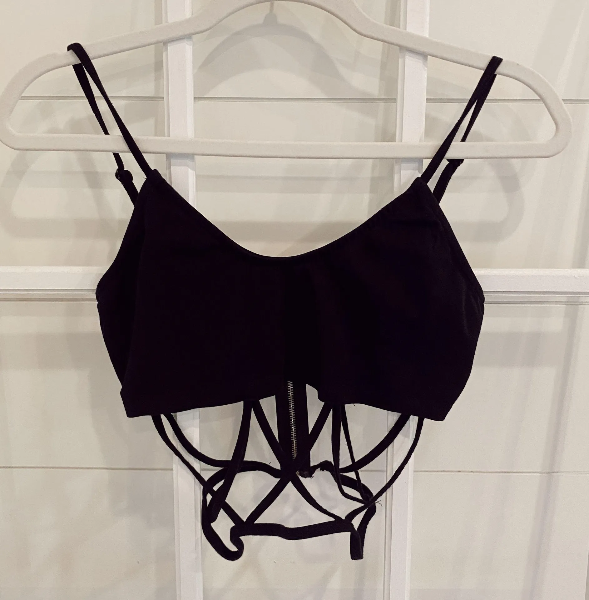 SheIn Black Cropped Tank Top - Image 4