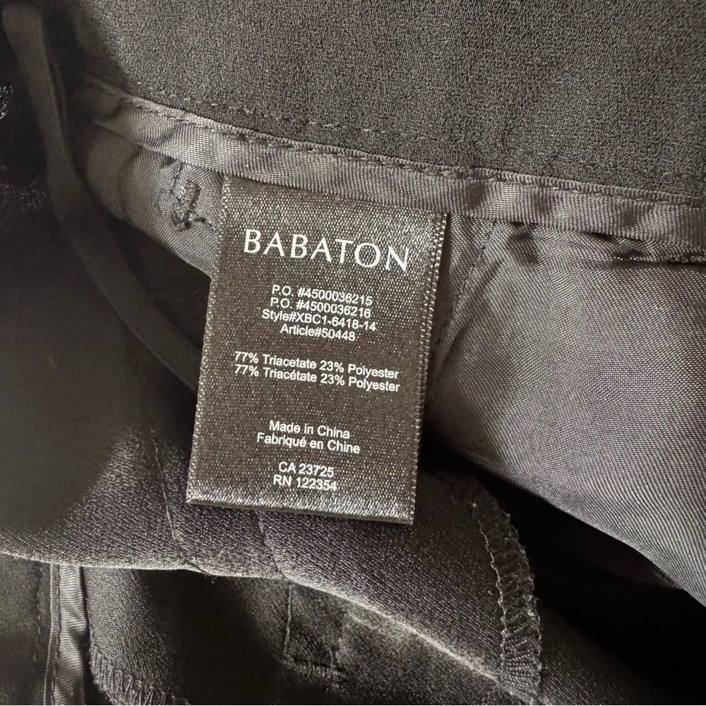 Aritzia Babaton Black Pleated Mini Shorts Size 2 - Image 4