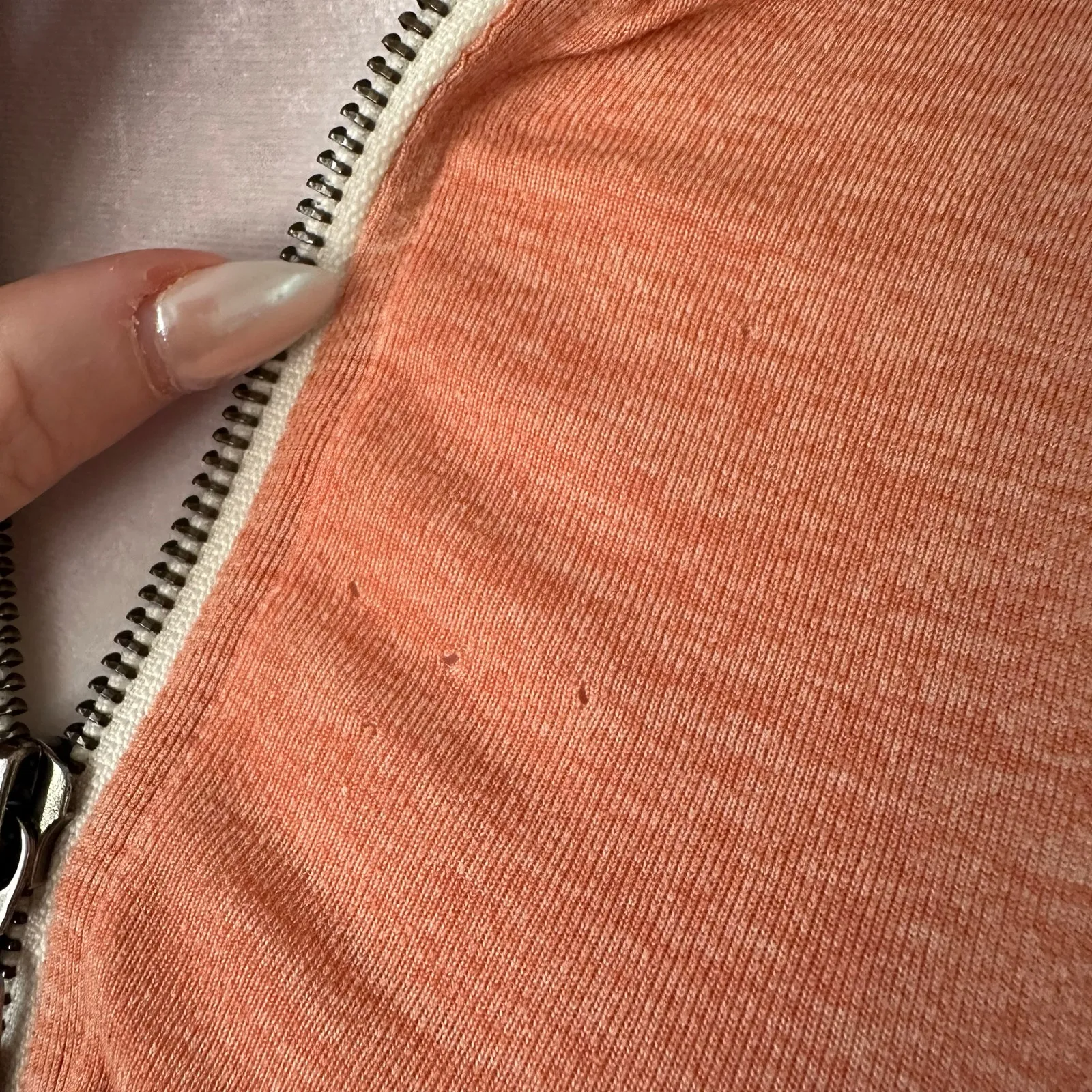 Vuori light orange zip-up hoodie jacket size L - Image 12