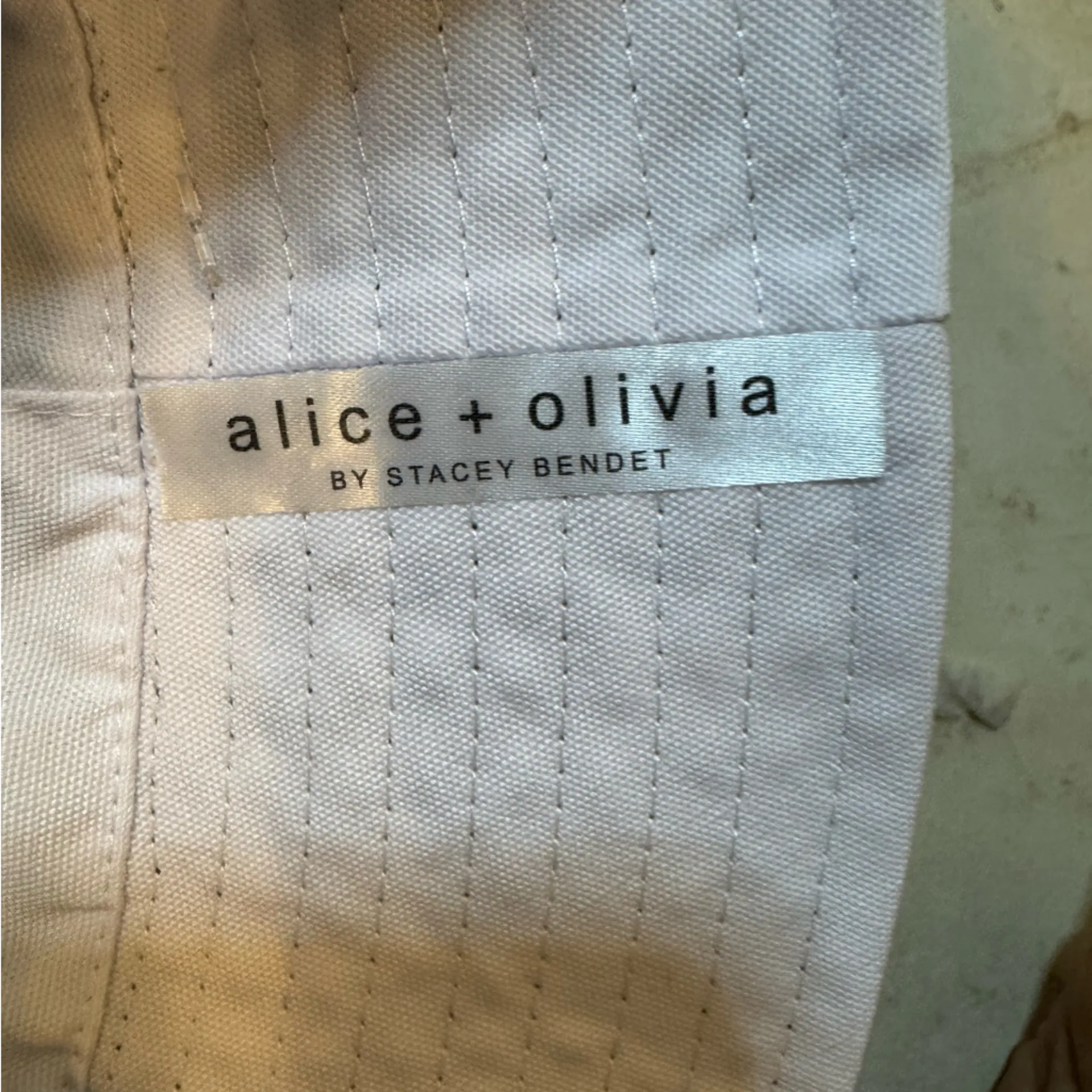 ALICE & OLIVIA Reversible Bucket‎ Hat - Image 4