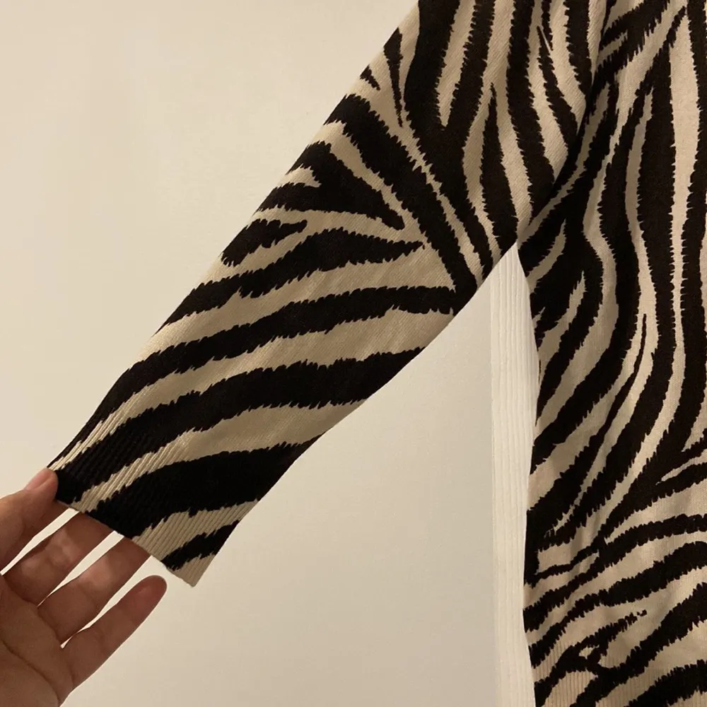 PECK & PECK collection size L light sweater 85% Silk and 15% Cashmere - Image 3