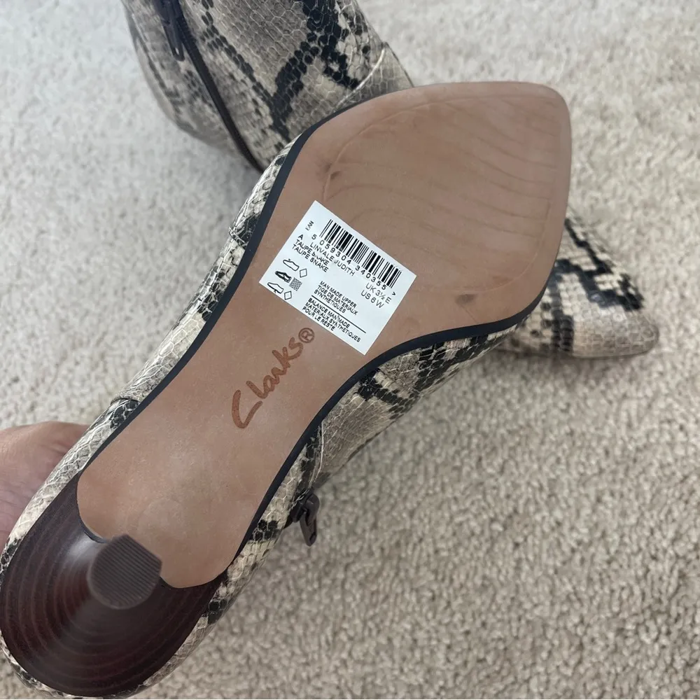 NWT Clarks collection leather boots size 6 - Image 4