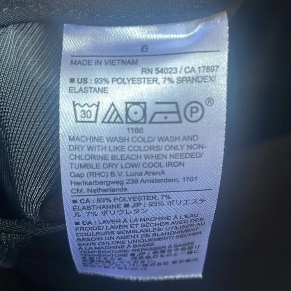 Banana Republic SILKY RELAXED TROUSER NWOT Size 6 Black - Image 9