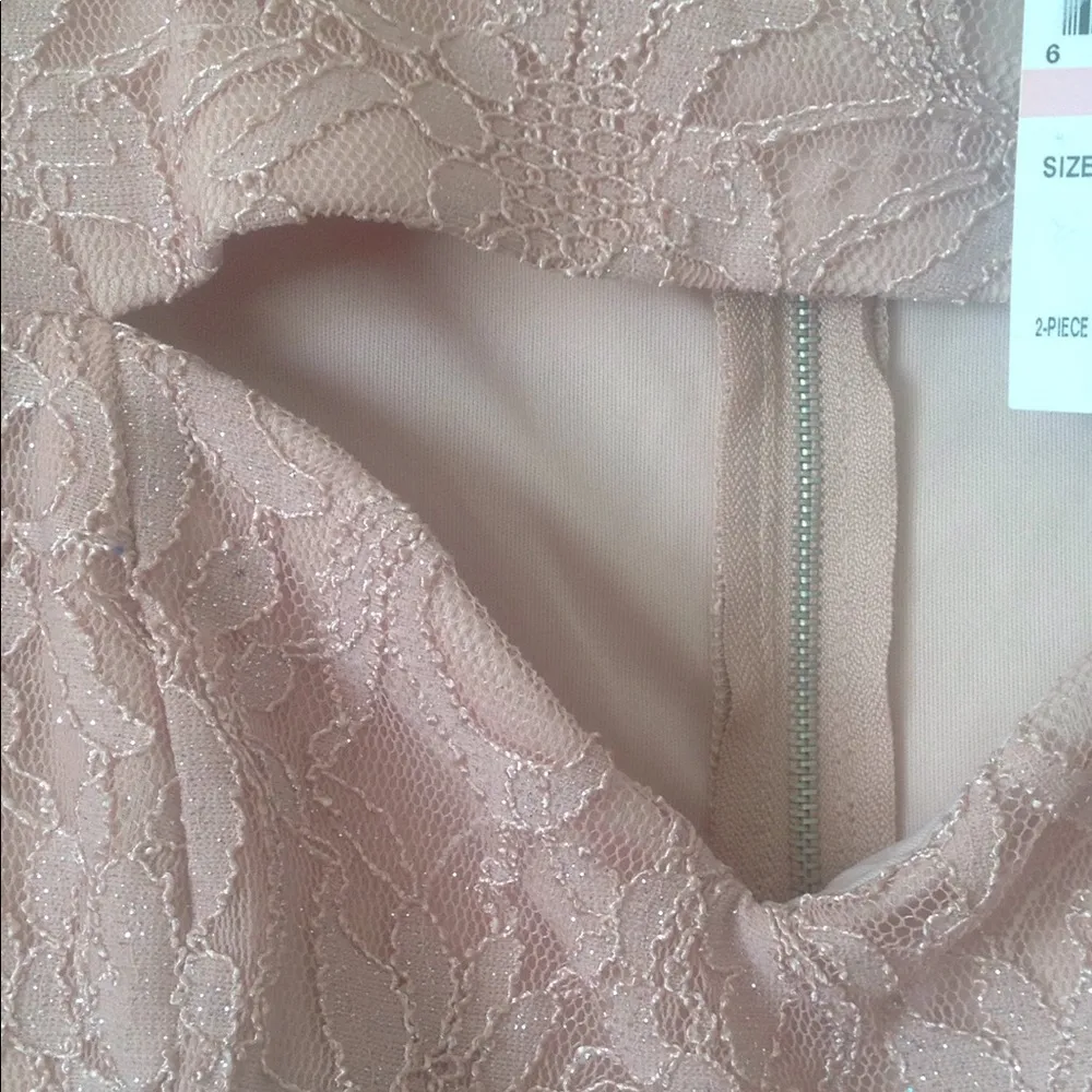 FINAL MARKDOWN Juniors' NWT Speechless Shimmery Lace Top 13 - Image 4