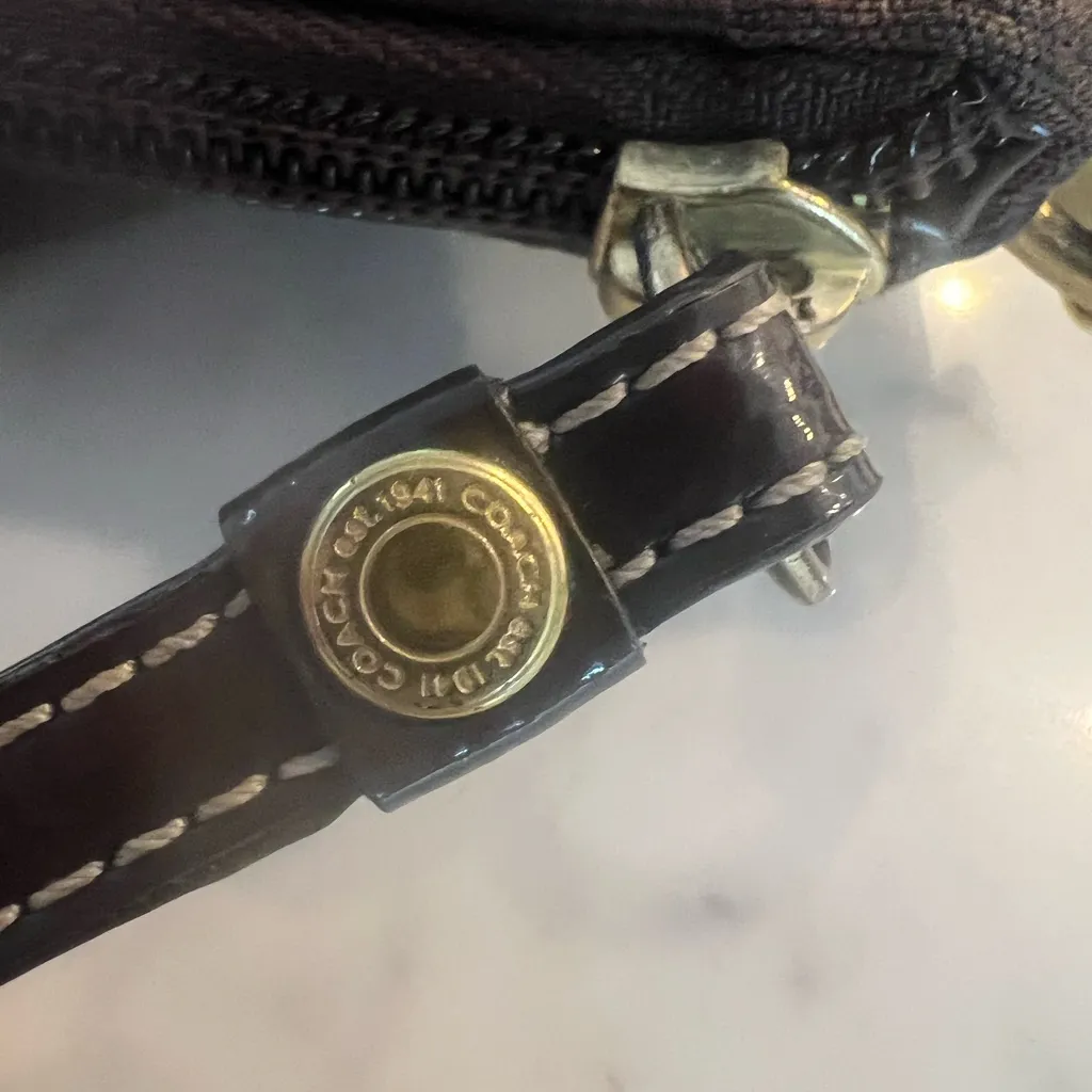 Coach Crossbody Rambler Bag Purse Brown Handbag Classic Beauty 8.5" X 7.5" EUC - Image 6