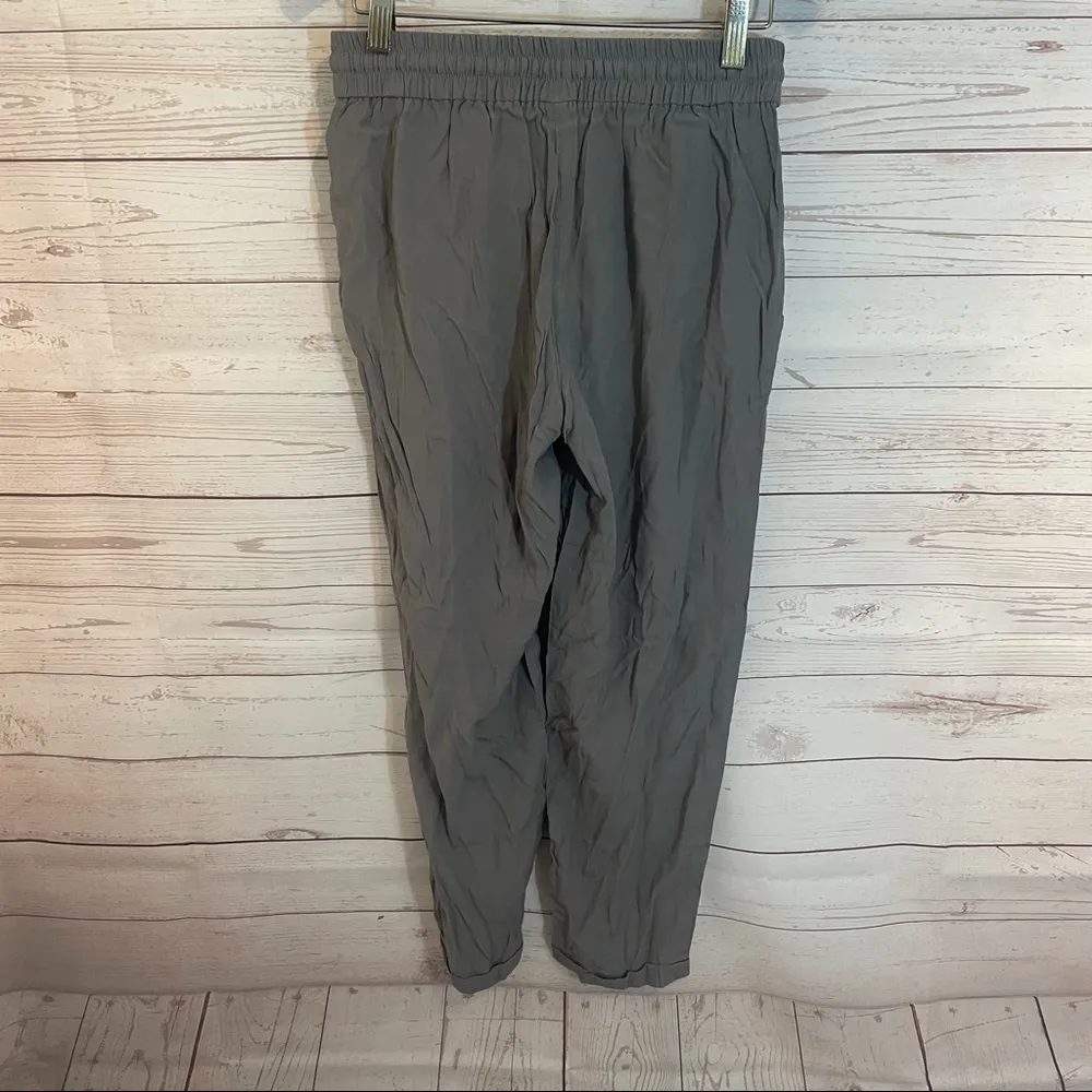 J.Crew NWT  Pull On Drawstring Gray pant - Image 4