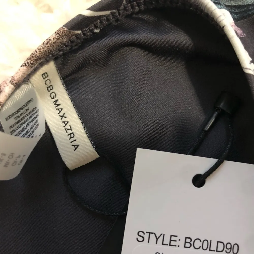 🆕 BCBGMaxAzria floral low rise bikini bottoms size 4 pink gray white orange - Image 8