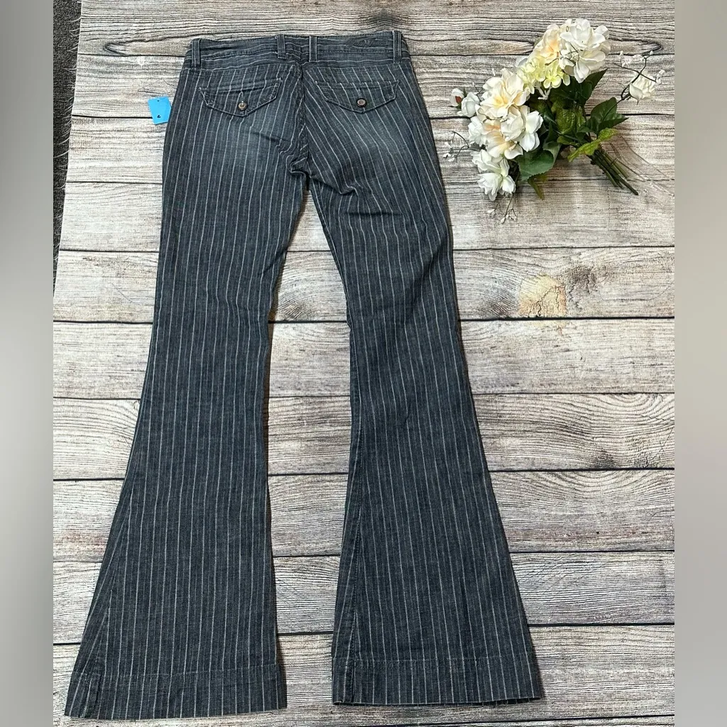 Guess sz 24 jeans - Image 4