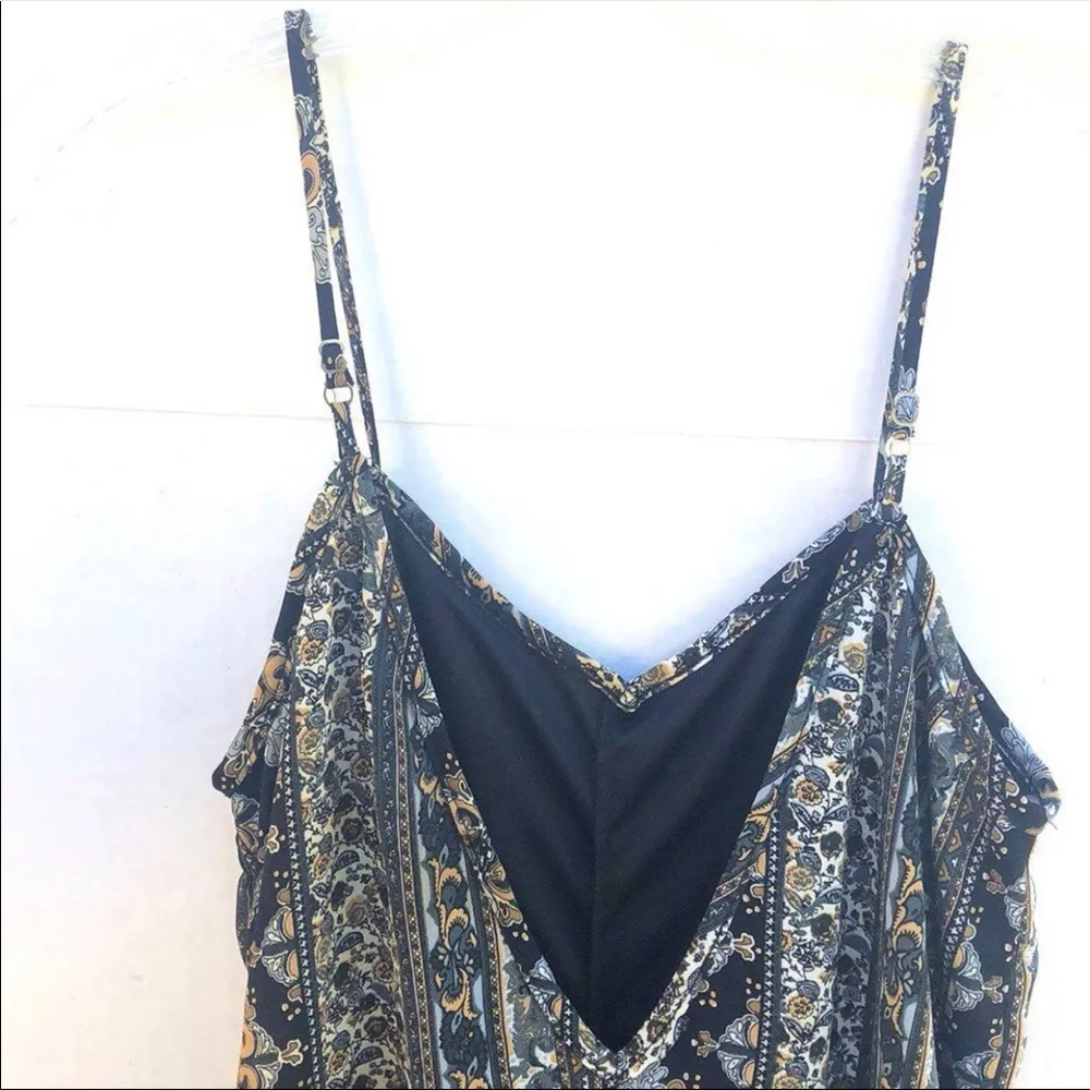 Romeo & Juliet Womens Size Medium sleeveless Couture Tassel romper NWT - Image 6