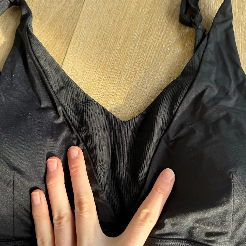 Zyia Active Black Sports Bra - Image 2