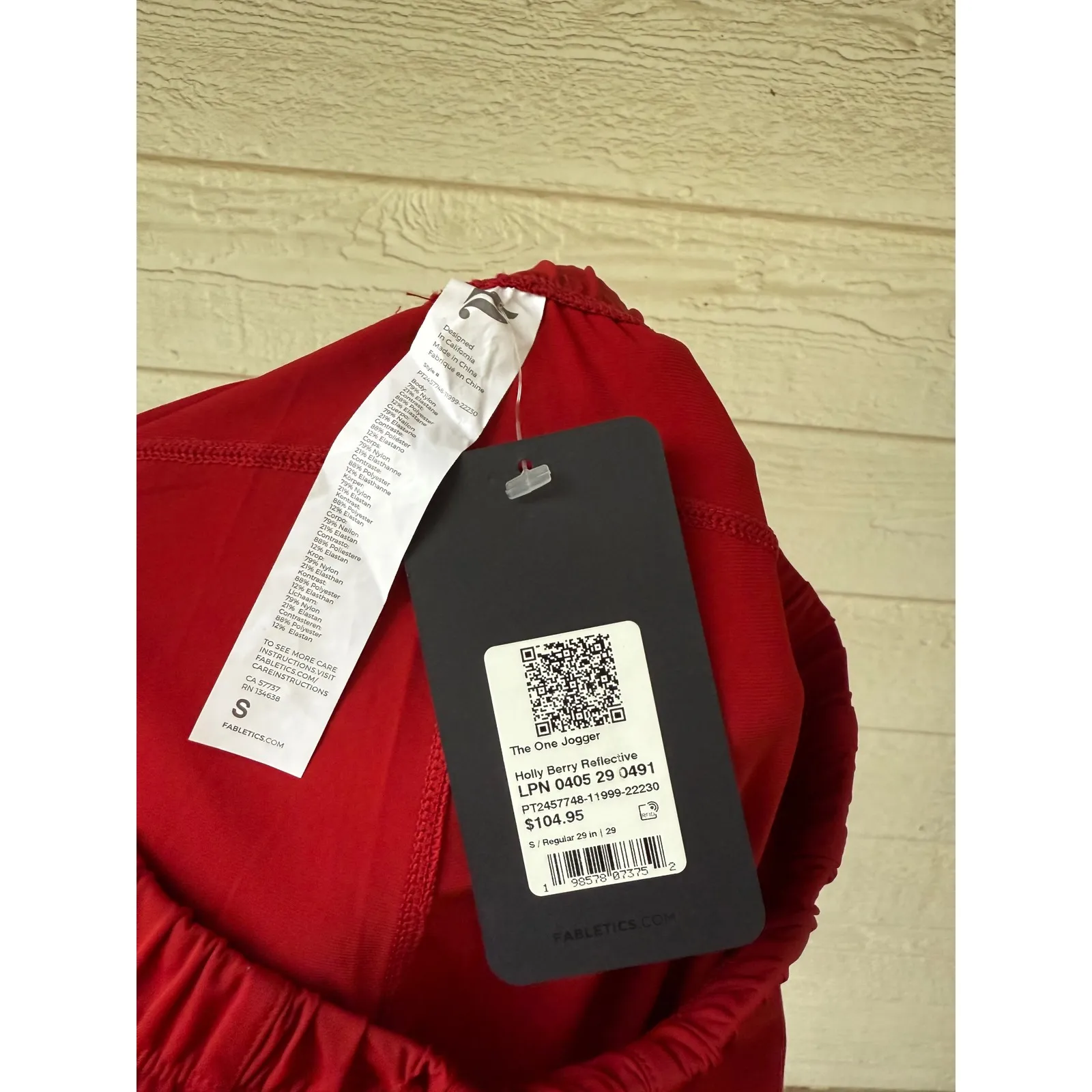 Fabletics The One Jogger Reflective Holly Berry Red‎ Activewear Pants Size Small - Image 3