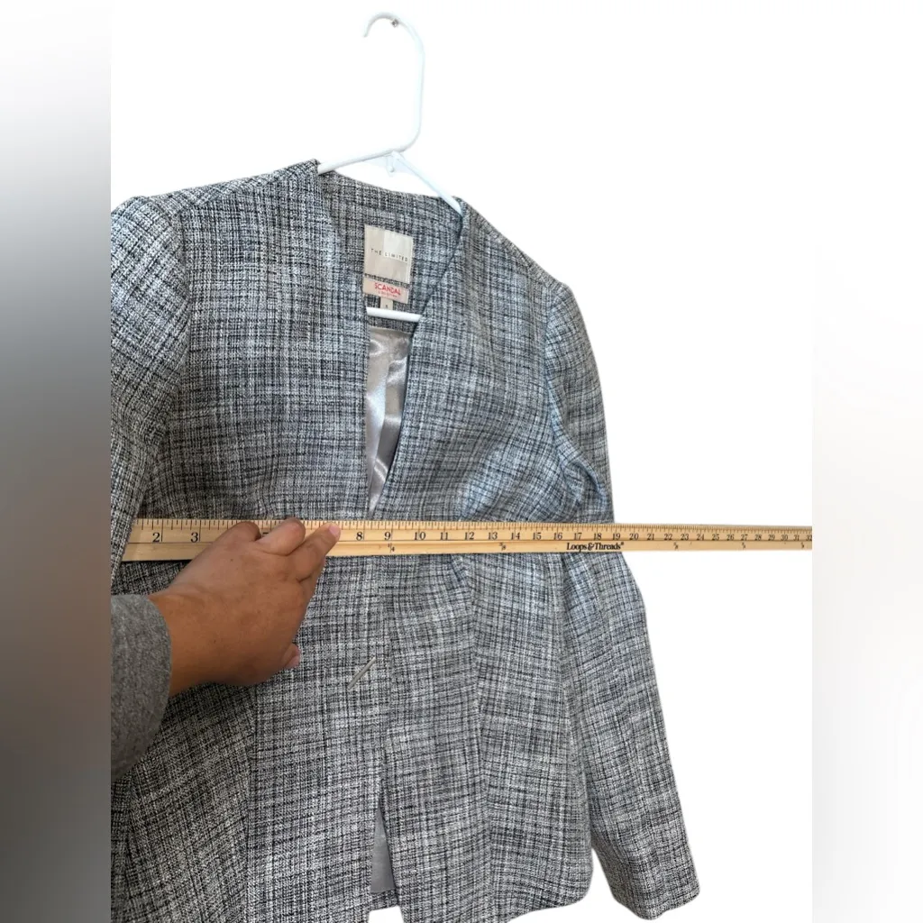 The Limited Scandal Collection Gray Plaid Blazer,Size S,Made in Vietnam - Image 6
