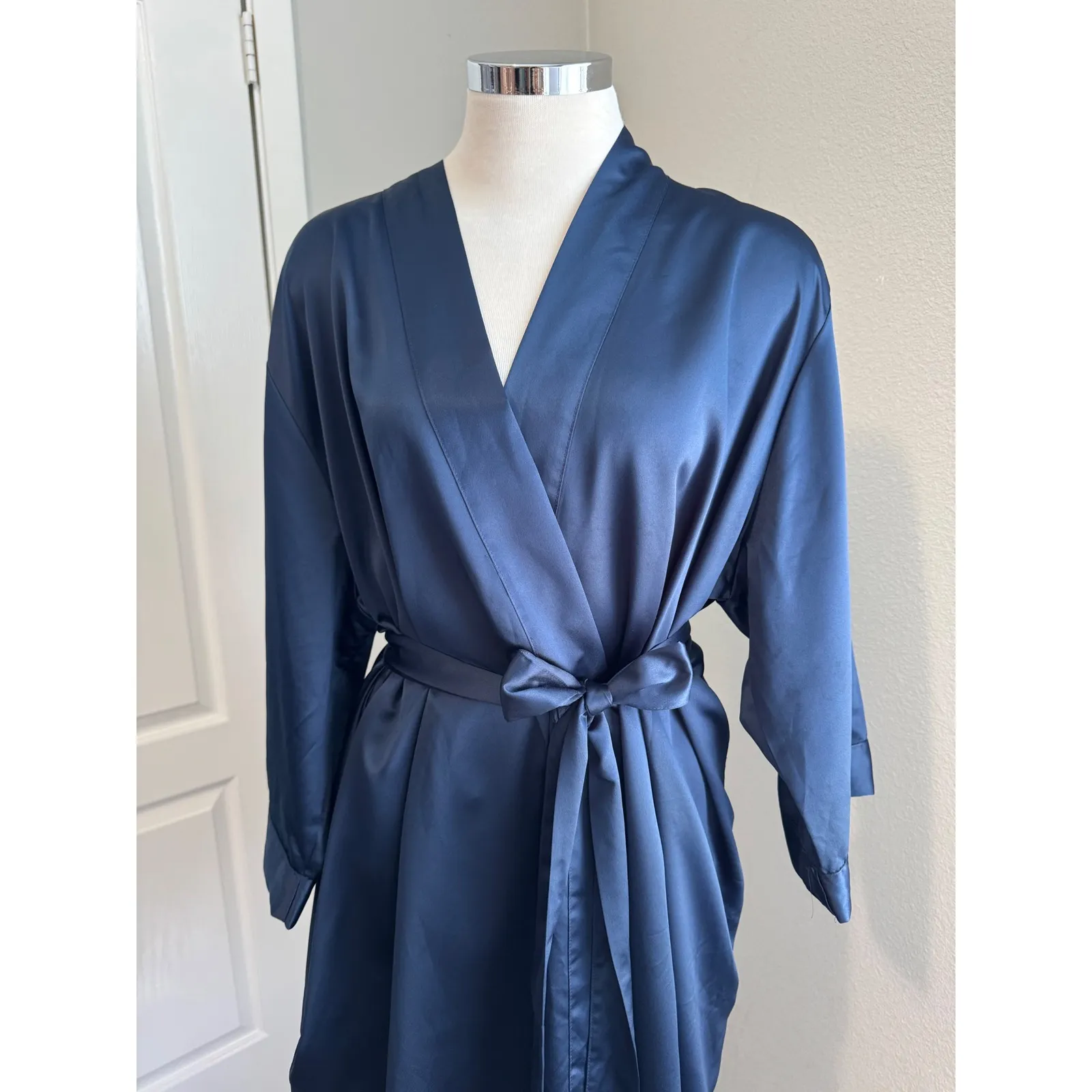 Cabernet Satin Robe Kimono Style Lightweight Loungewear Pockets XL Blue - Image 6
