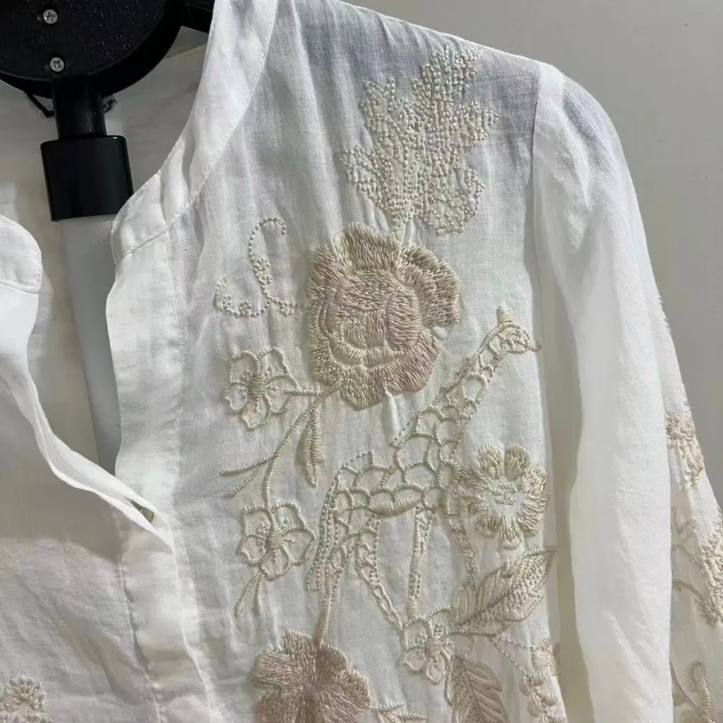 NWOT Johnny Was Embroidered Floral Cream Cotton Button Tunic Blouse Size S - Image 4