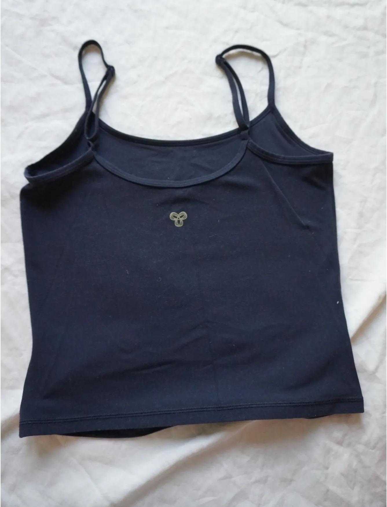 Aritzia（アリツィア） GOLDEN by Tna Aritzia - Wikipedia