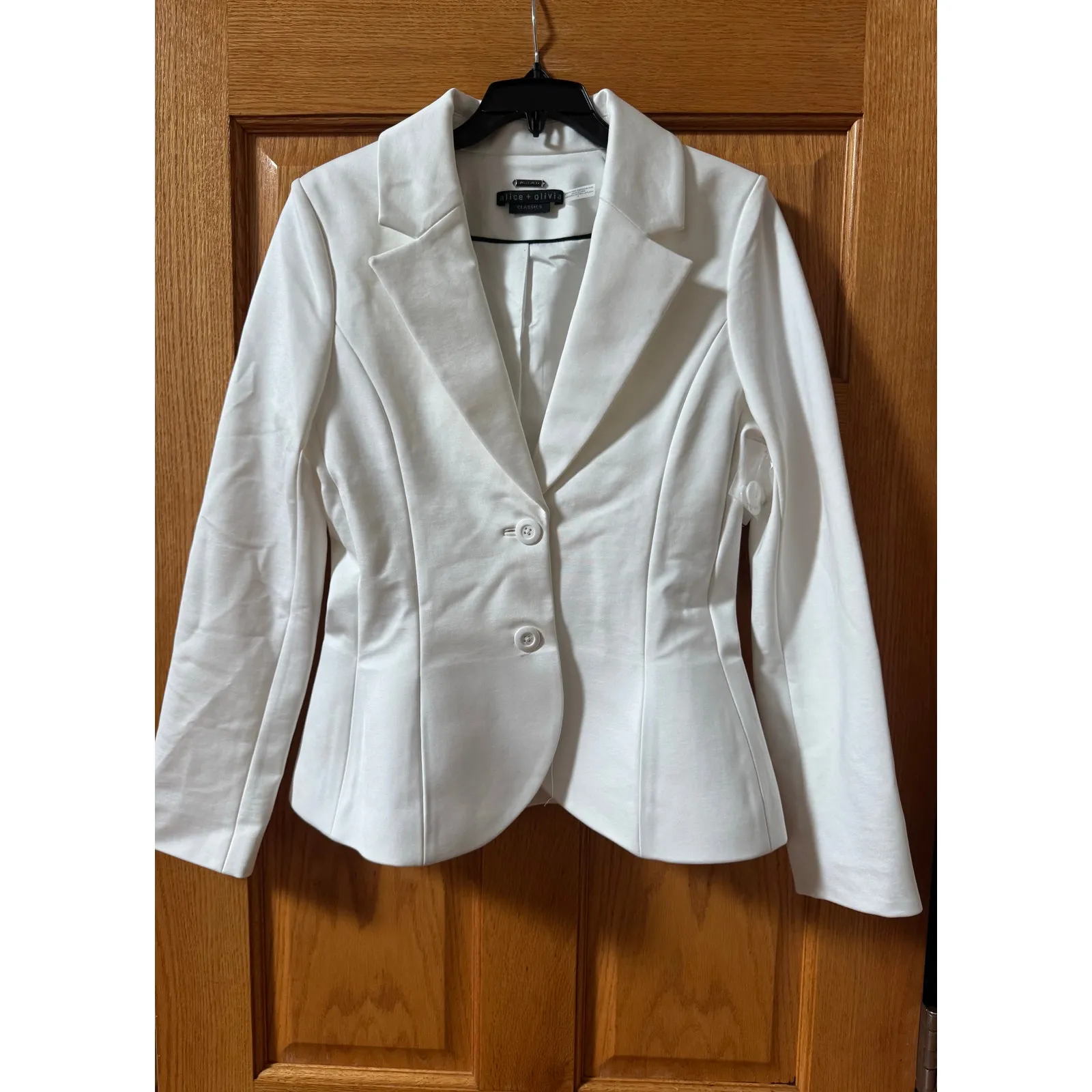 Alice and Olivia Iana Off White Blazer - Image 6