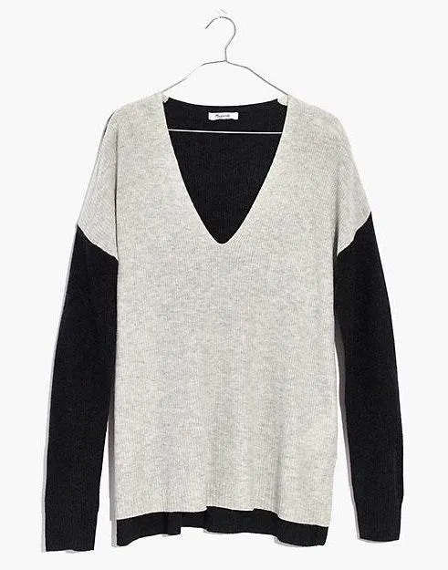 Madewell Warm light  V Neck Pullover Sweater - Image 3