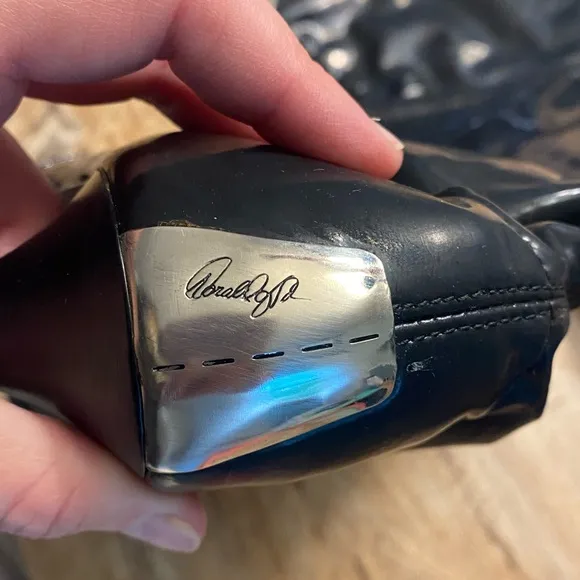 Donald J Pliner Womens SEF2 - Image 2