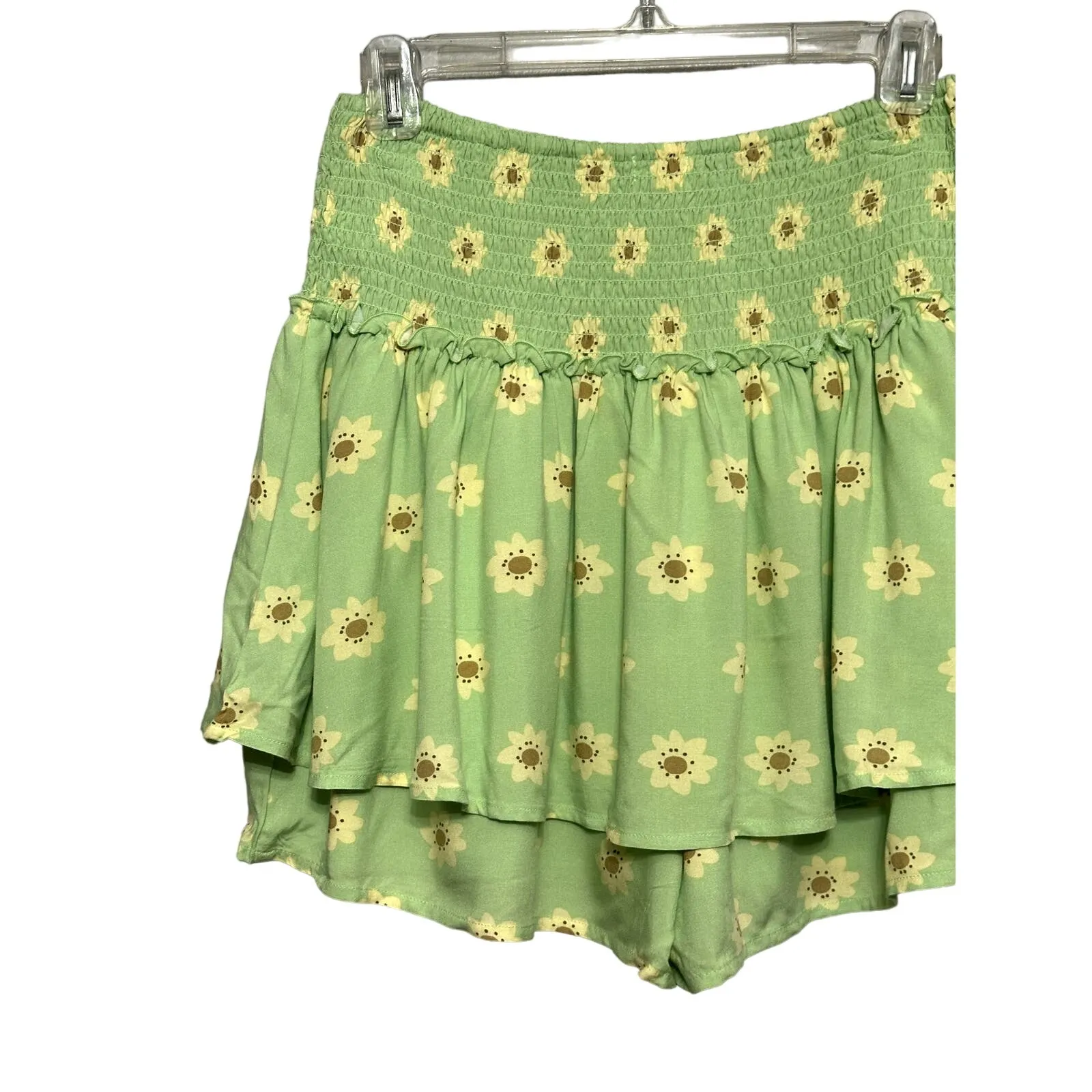 BP Skort Daisy Floral Smocked Waist Tiered Design Lightweight Multicolor M NWOT - Image 6