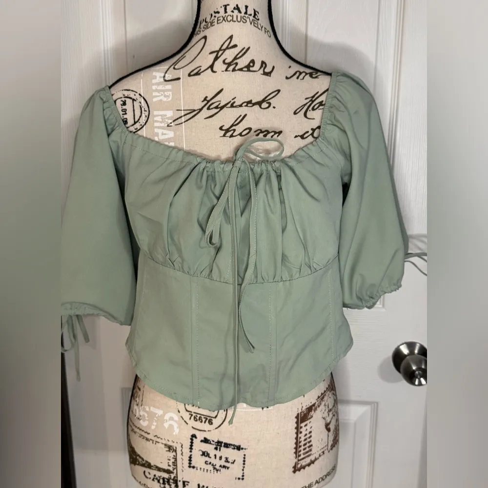 Boohoo Milkmaid Crop Top - Image 2