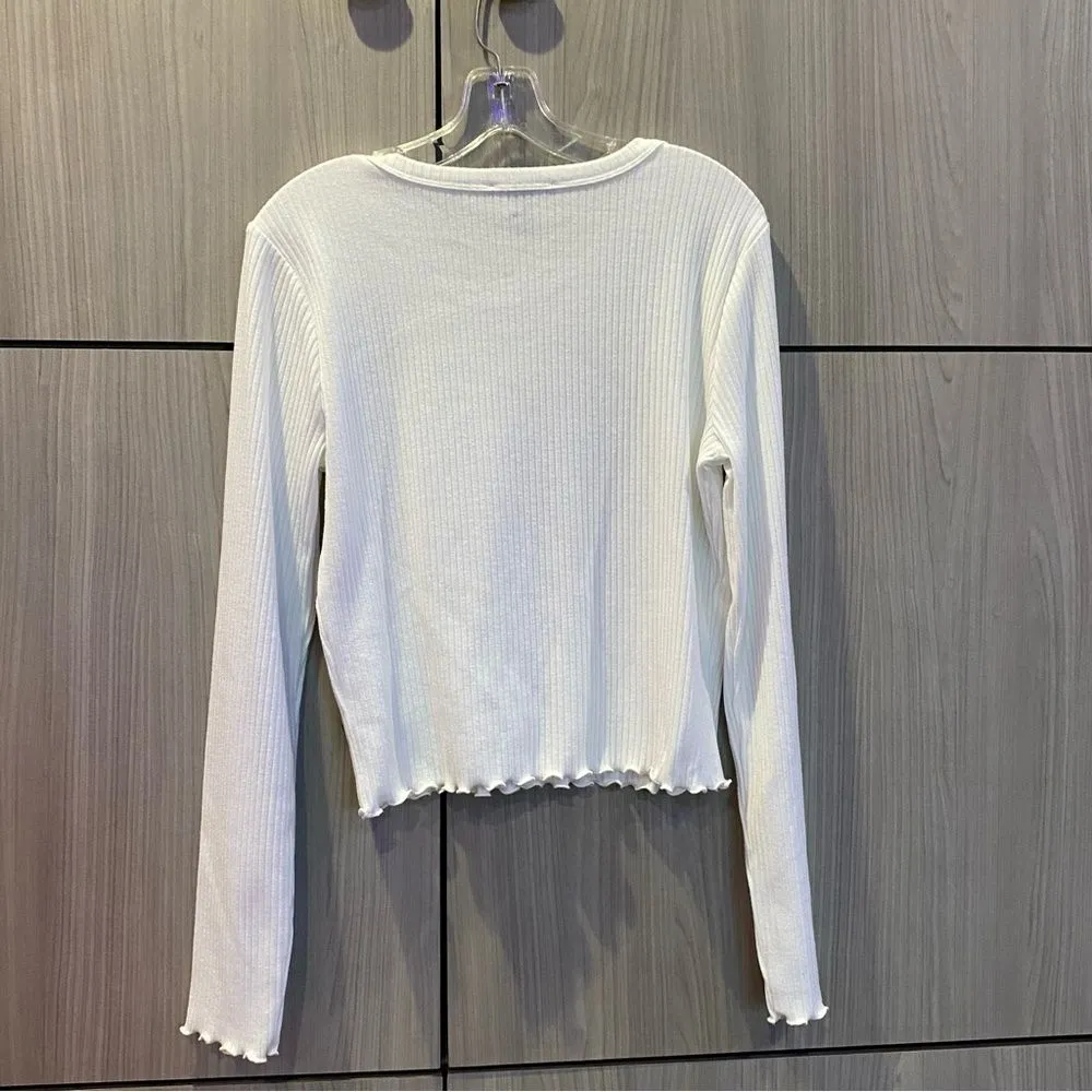 Forever 21 F21 White Long Sleeve Crewneck T-shirt XL Slightly Cropped - Image 6