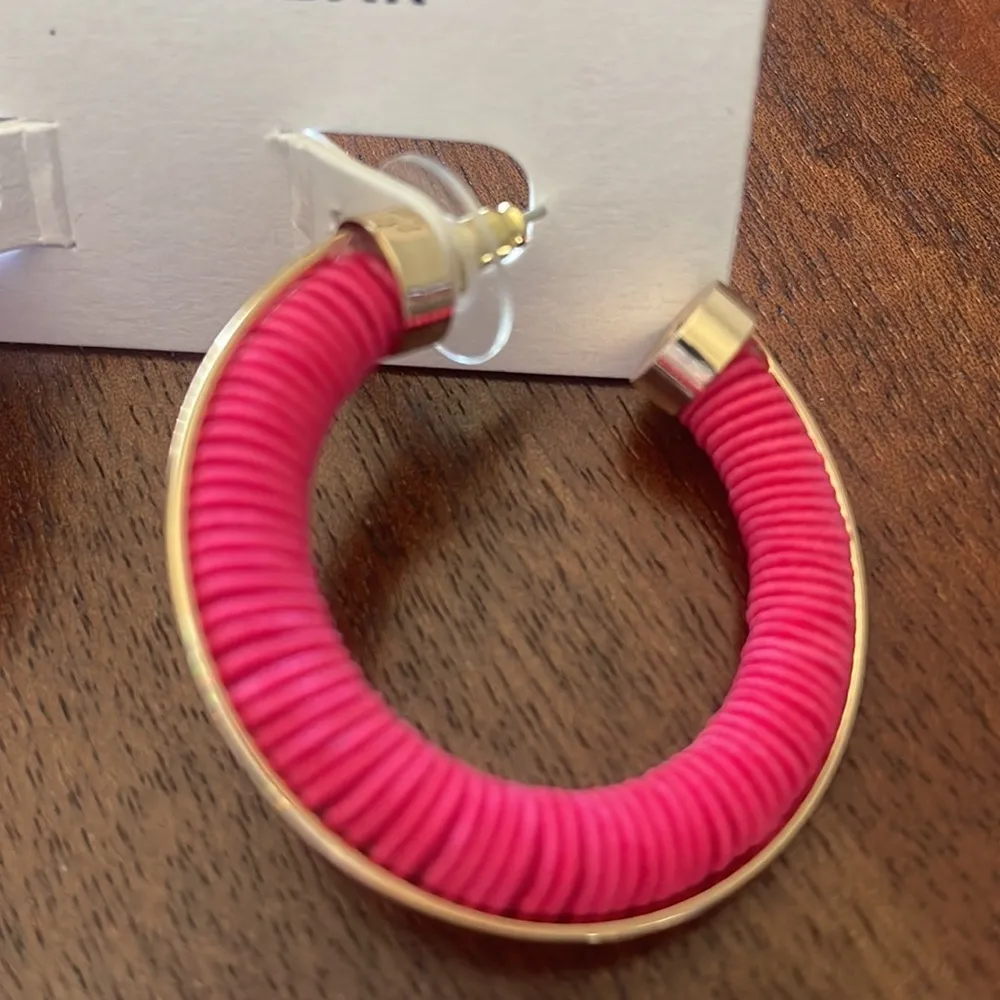 SUGARFIX by BaubleBar earrings Pink Gold Thread Gold Hoop Earrings New size Med - Image 3