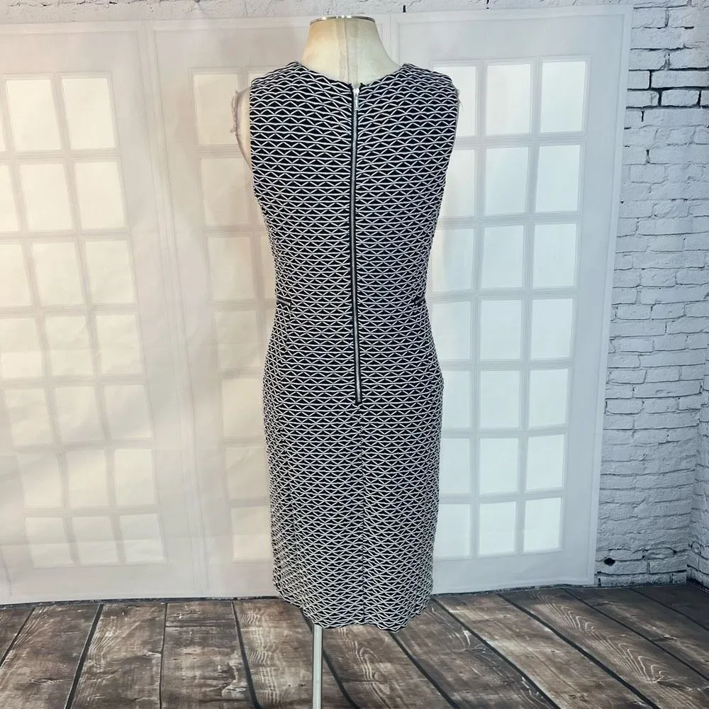 Calvin Klein Sleeveless Geometric Blue White Textured Sheath Dress Size 6 - Image 5
